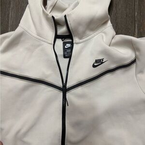 Nike Tech Hoodie